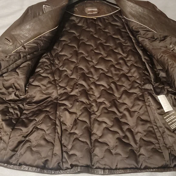 Italian leather jacket - Picture 8 of 10